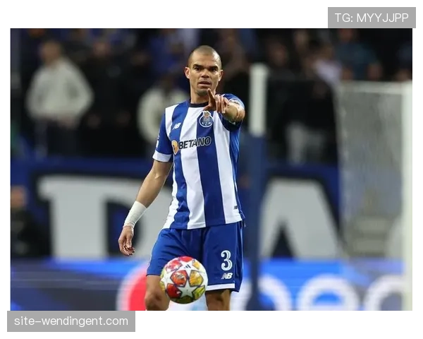 欧冠篮球历史新篇章：迪拜队首次登场打破欧洲传统